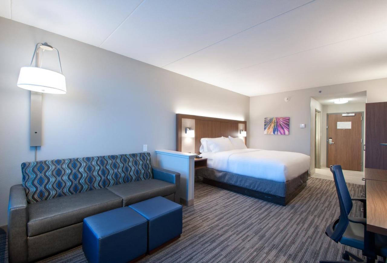 Holiday Inn Express Quantico - Stafford By Ihg Exterior photo